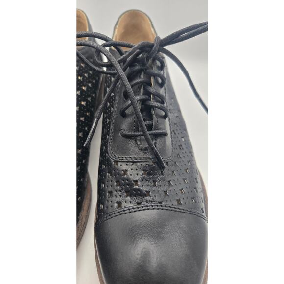 Frye Carson Perf Oxford Ladies Size 8.5 B - Picture 5 of 14